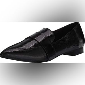 🎉HP - Wardrobe Upgrade🎉 Report Davila Black Croc Loafer Size 9